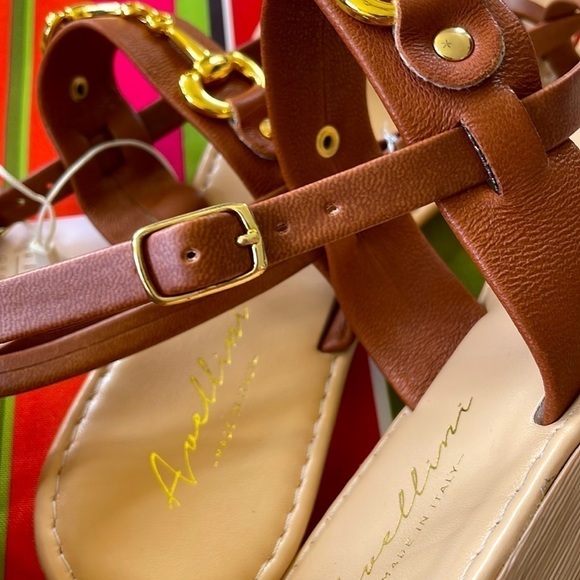 Brand New Genuine Leather Made in Italy Brown w/ Gold Tone Accent Sandals - Picture 8 of 11